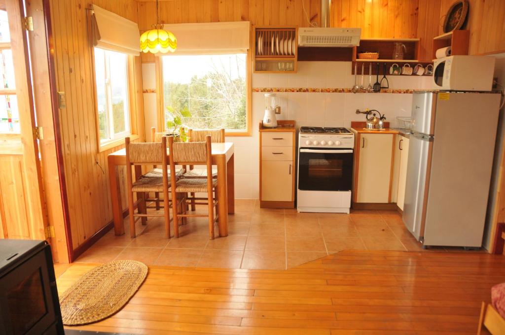 Cucina o angolo cottura di Cabañas Trayen