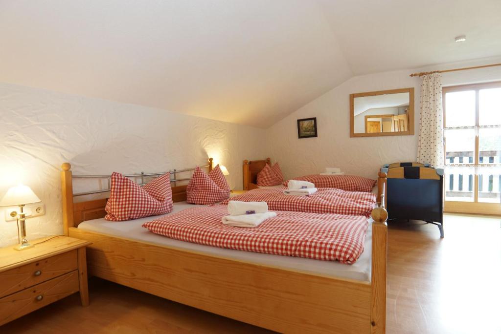 Zum Fürst`n - Apartment With Balcony