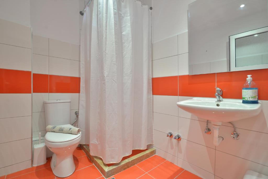 Koupelna v ubytování Apartments Kalina