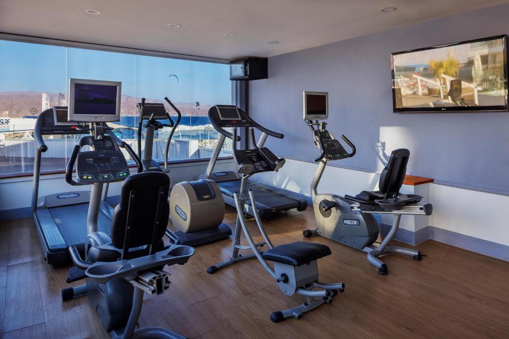 Fitness centrum a/nebo fitness zařízení v ubytování Herbert Samuel The Reef Eilat