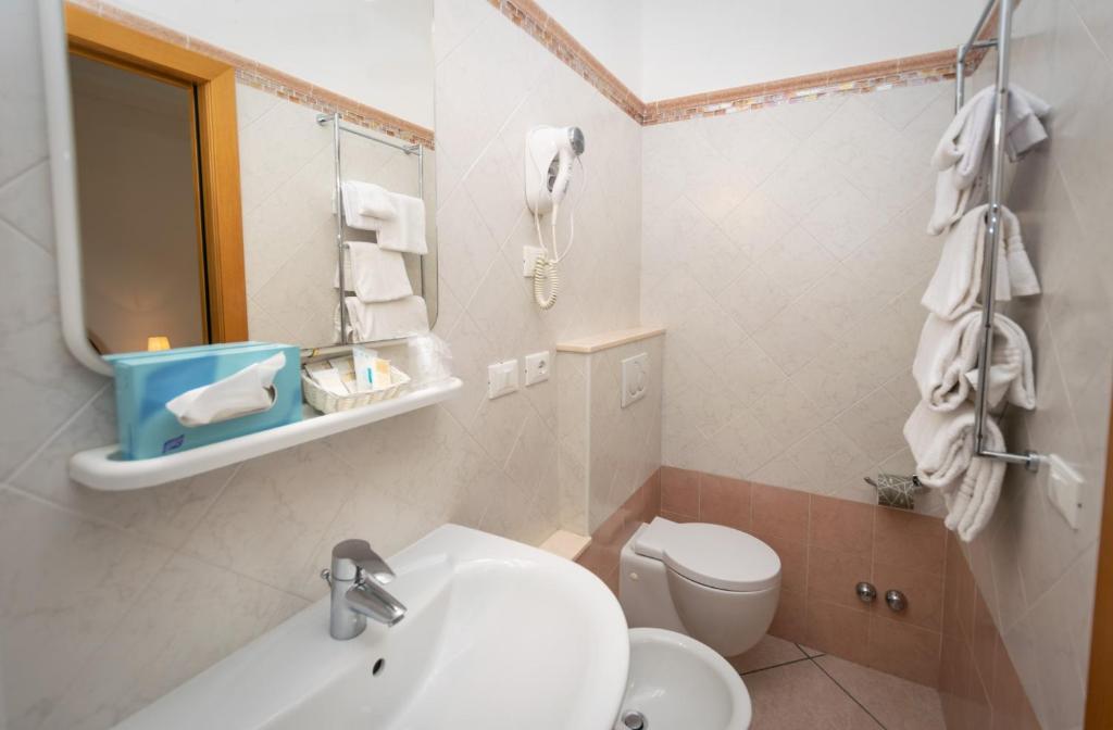Ванная комната в Hotel Anna