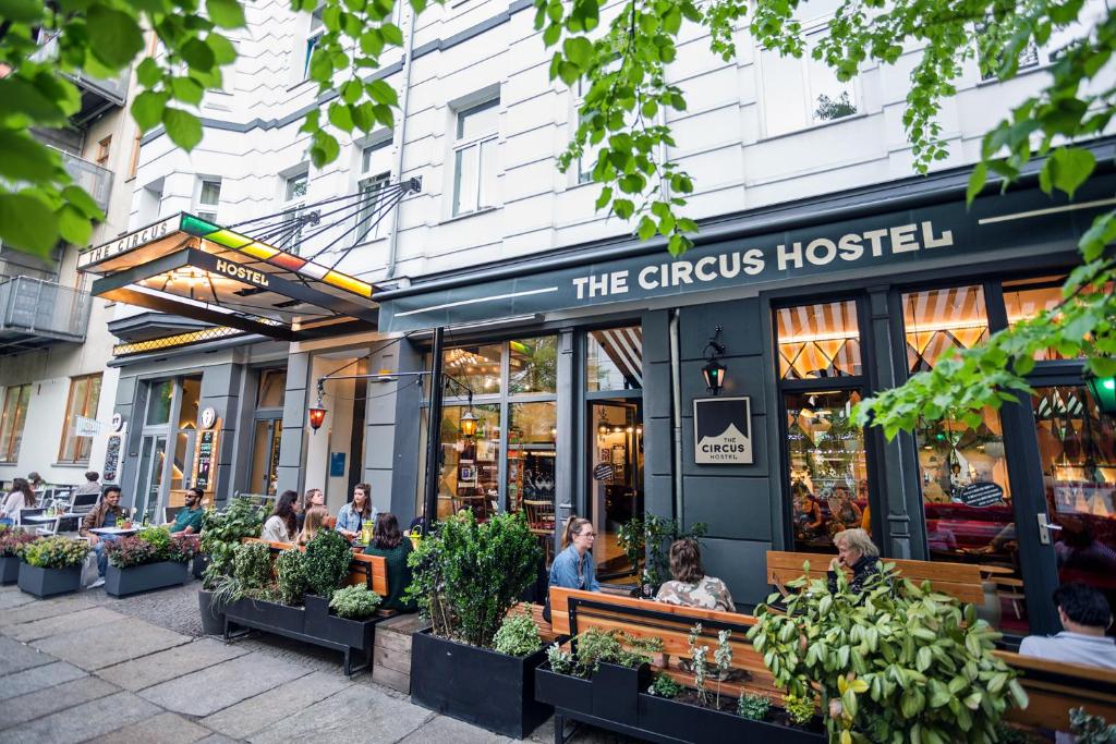 Circus Hostel