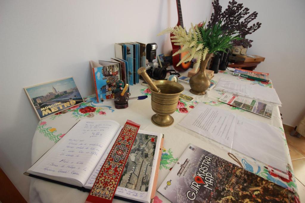 Fotografie z fotogalerie ubytování Grandma's Home v destinaci Gjirokastër