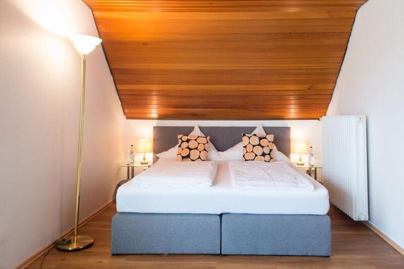 Hotel Landgasthaus Sockenbacher Hof - Triple Room With Balcony
