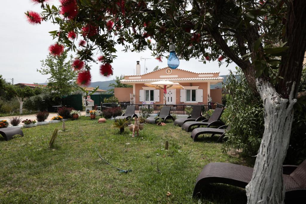 Zahrada ubytování Chrysanthi's House