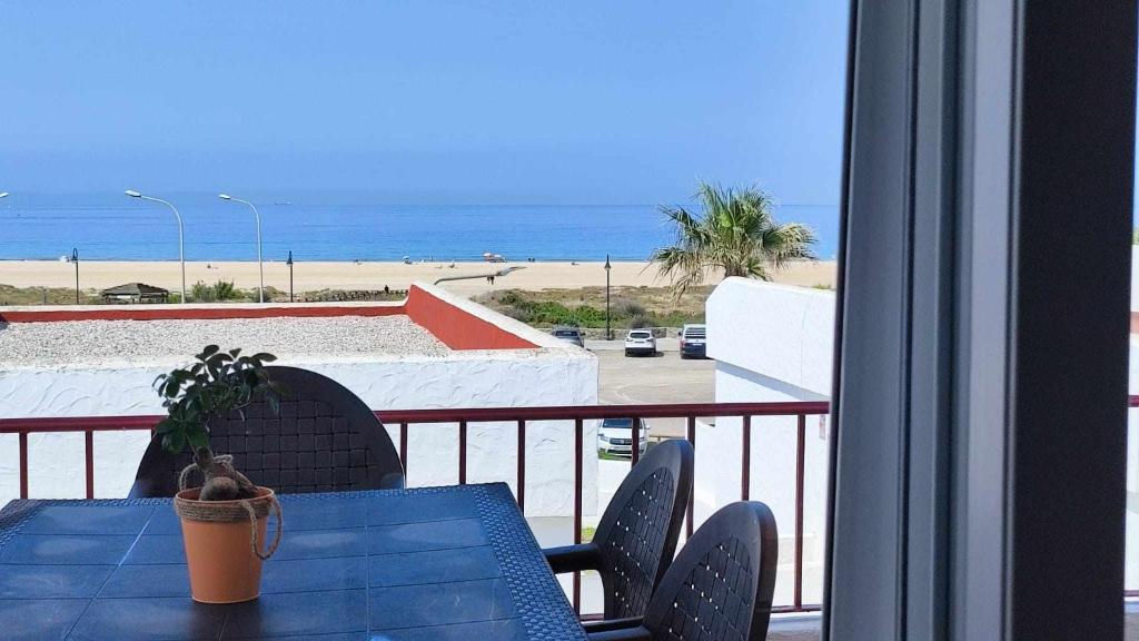 Balkón alebo terasa v ubytovaní Tarifa Oceanview Tu refugio con la puesta de sol