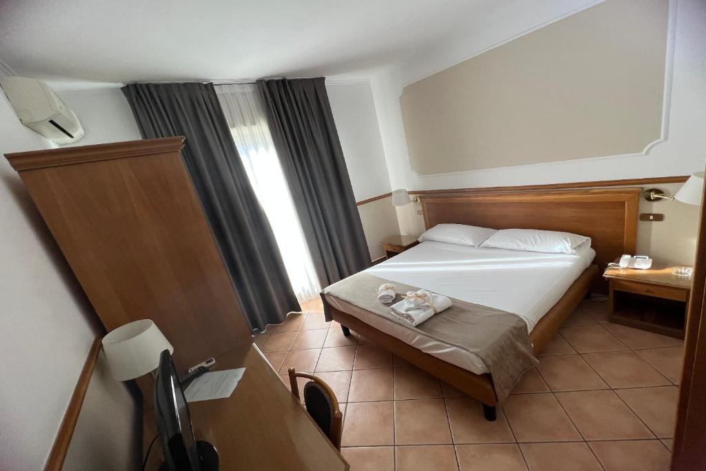 Hotel Leopardi - Resim 21