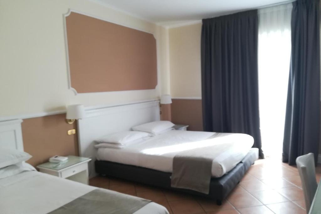 Hotel Leopardi - Resim 34