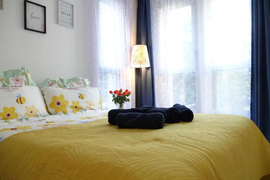 Zdjęcie z galerii obiektu Charming apartment very close to the City CENTER w Paryżu