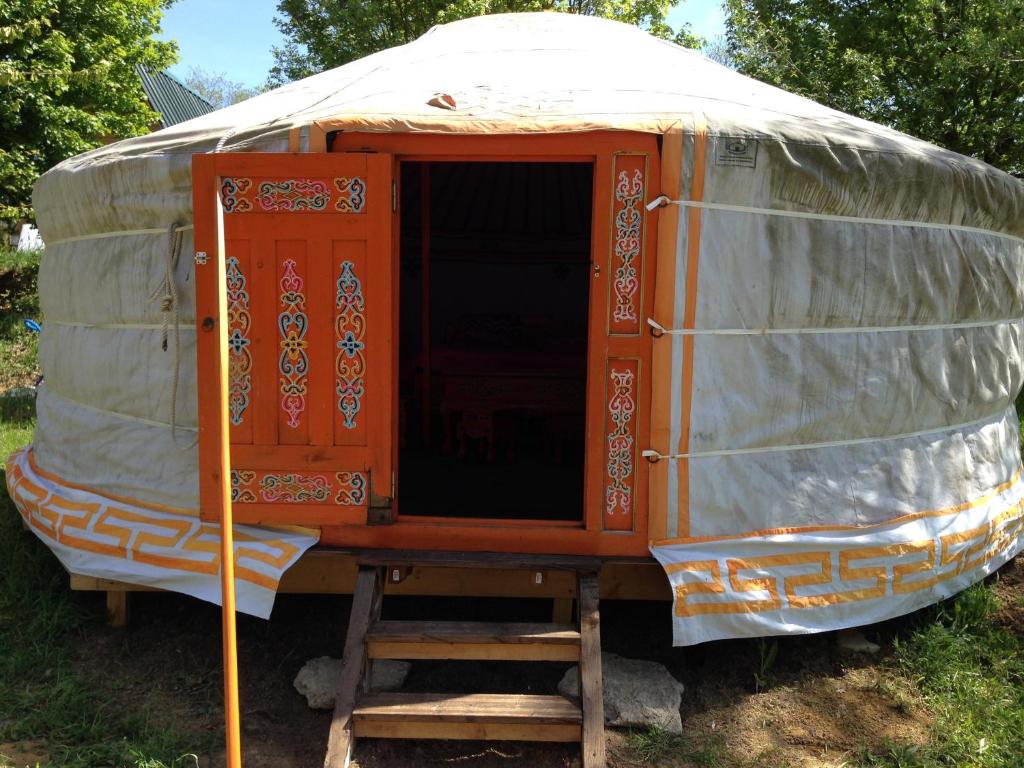 Fotografie z fotogalerie ubytování Camping Domaine de Mepillat v destinaci Saint-Nizier-le-Bouchoux