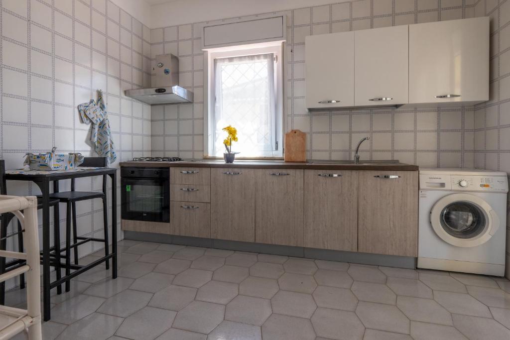 Kuchnia lub aneks kuchenny w obiekcie Butterfly House