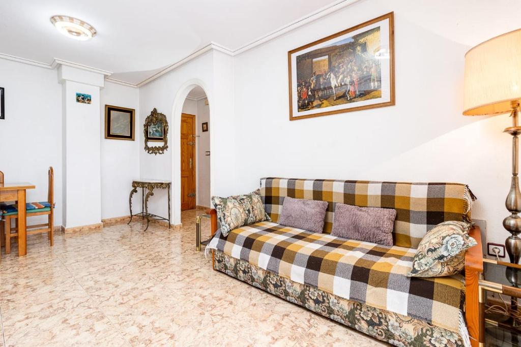 Fotografie z fotogalerie ubytování Apartamento con piscina cerca de la estacion de autobuses v destinaci Torrevieja