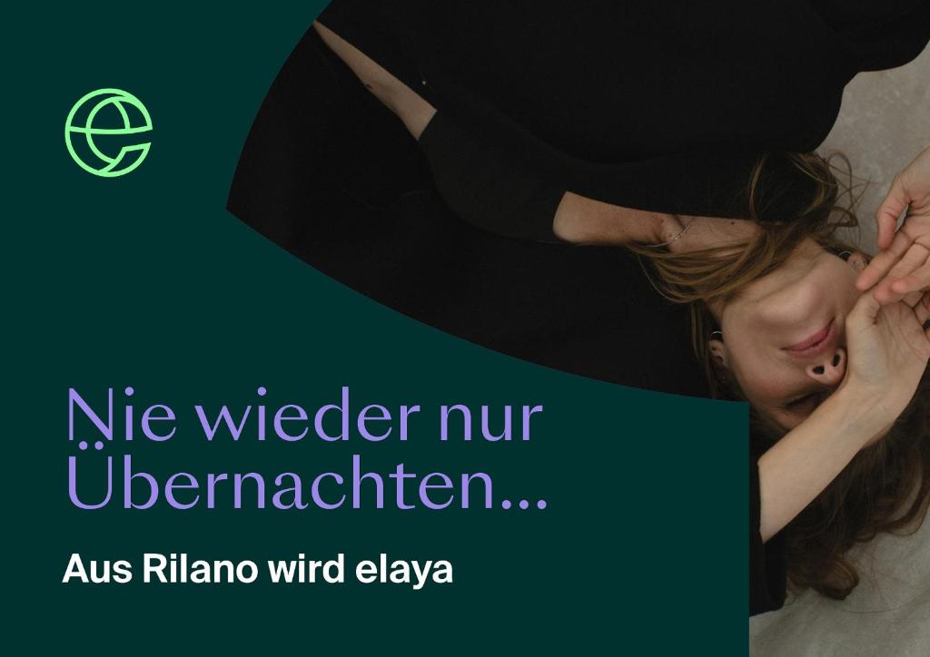a woman with her head in her hands at elaya hotel kleve in Kleve