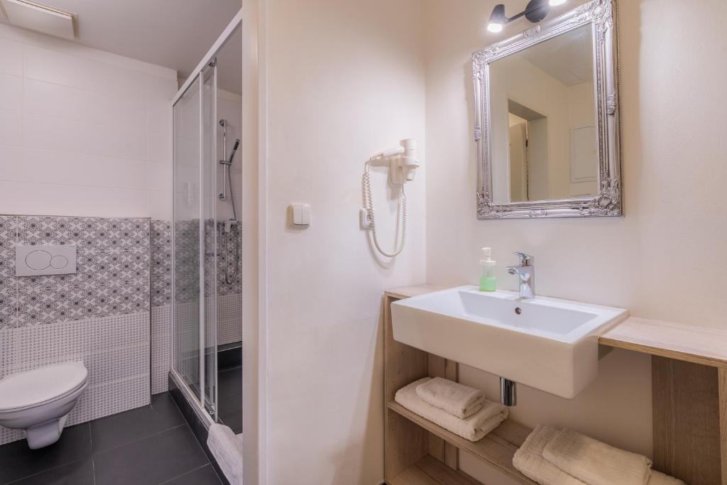Łazienka w obiekcie EA ApartHotel Melantrich
