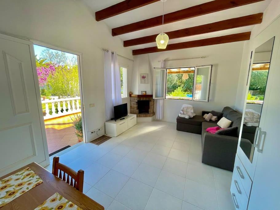 Casa con encanto en plena naturaleza - VILLA ANTAR, Mahón ...