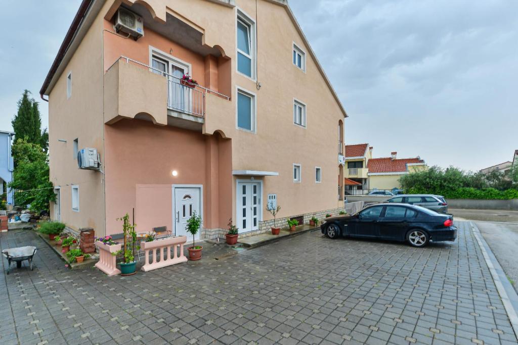 Budova, v ktorej sa apartmán nachádza