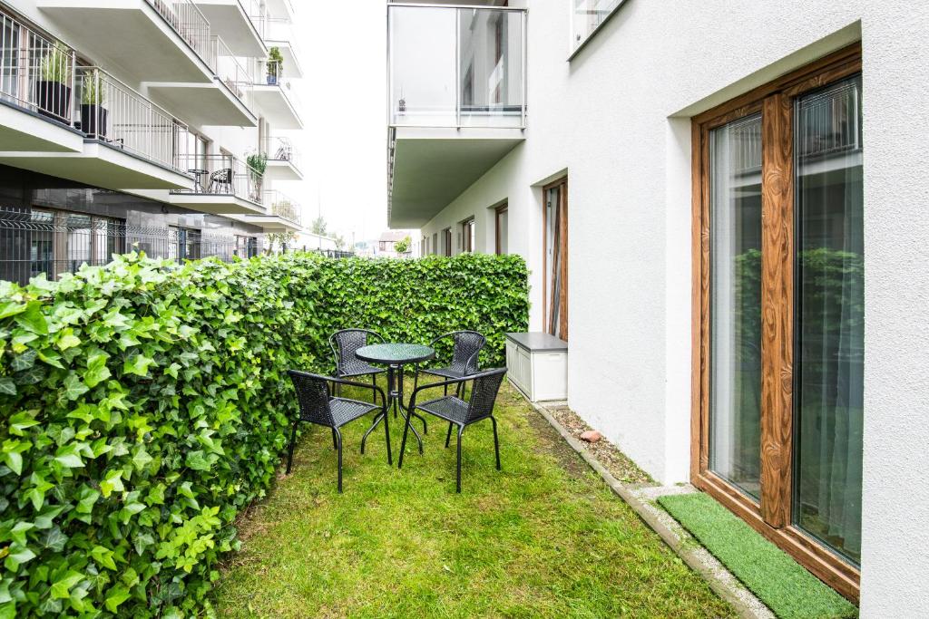 Vonkajšia záhrada v ubytovaní 2HomeRent Madera
