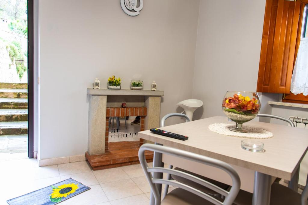 Fotografie z fotogalerie ubytování B&B al Vico Pepe v destinaci Castelmezzano