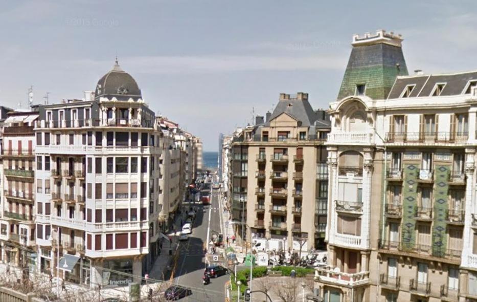 Výhľad na mesto Donostia-San Sebastián alebo výhľad na mesto priamo z apartmánu