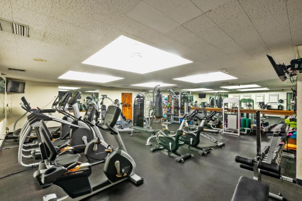 Fitness centrum a/nebo fitness zařízení v ubytování Scottsdale Camelback Resort