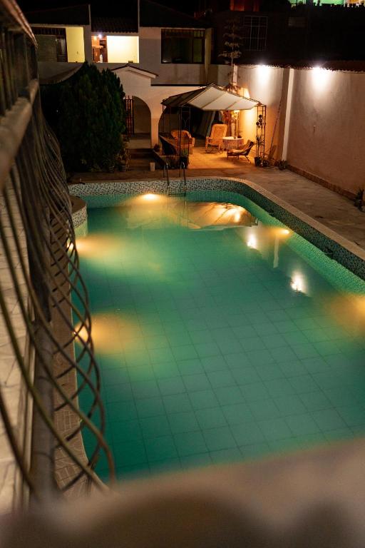 Bazén v ubytování HOTEL AREQUIPA nebo v jeho okolí