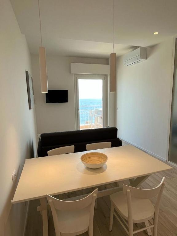 La Finestra sul Mare a 20 mt dal mare - Appartement Met 1 Slaapkamer