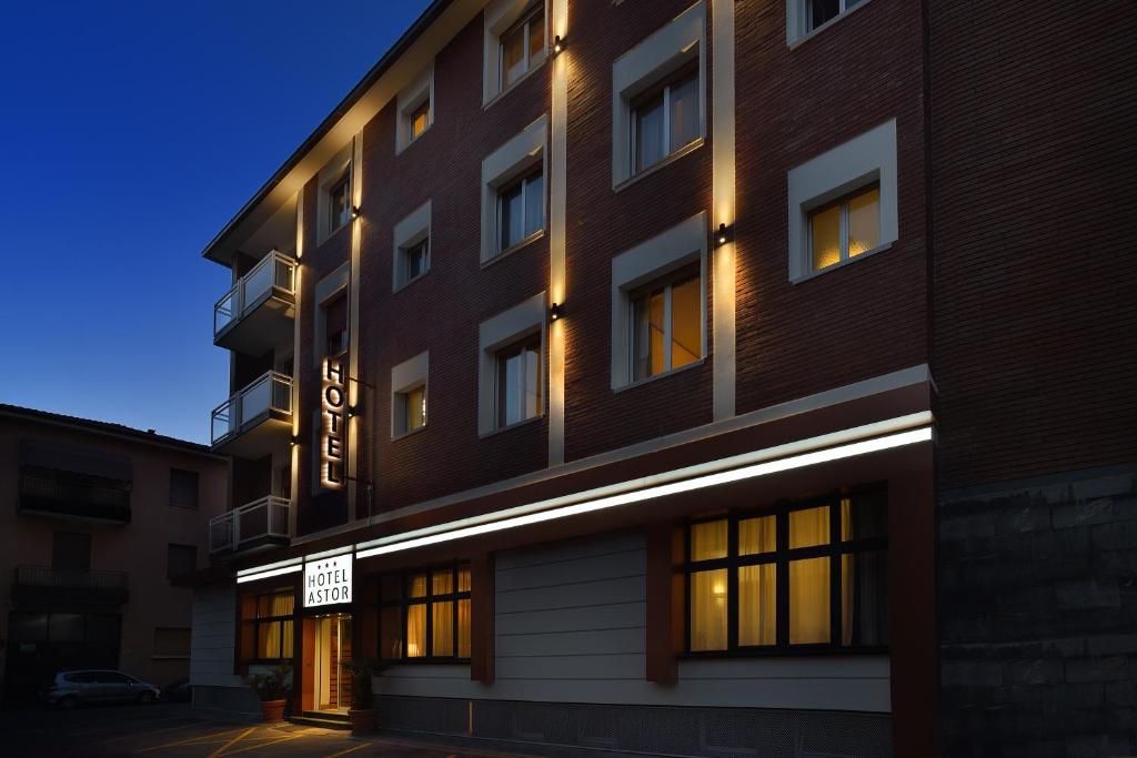 Astor Hotel - Resim 9