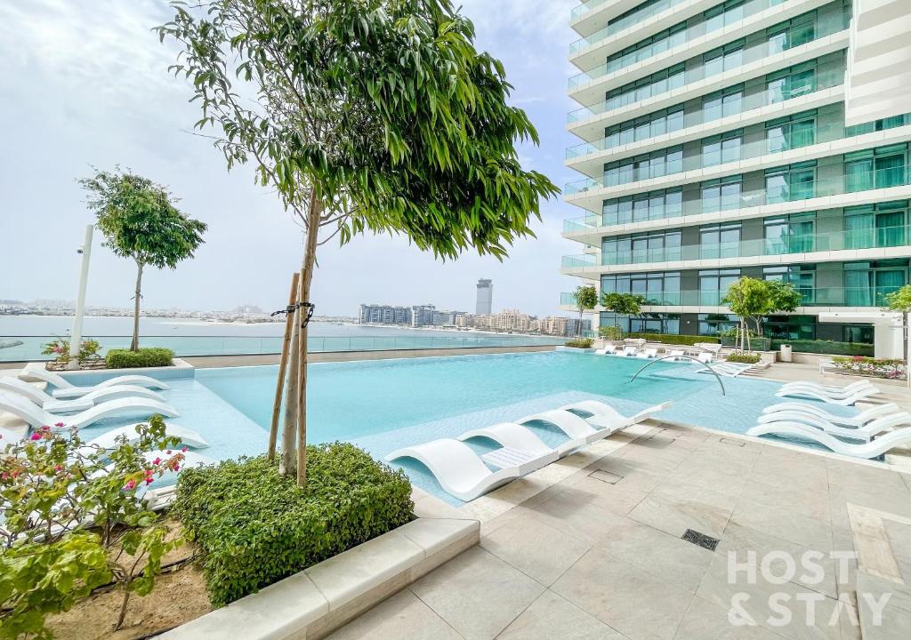 Host and Stay – Beach Vista Tower 2, Dubai Marina