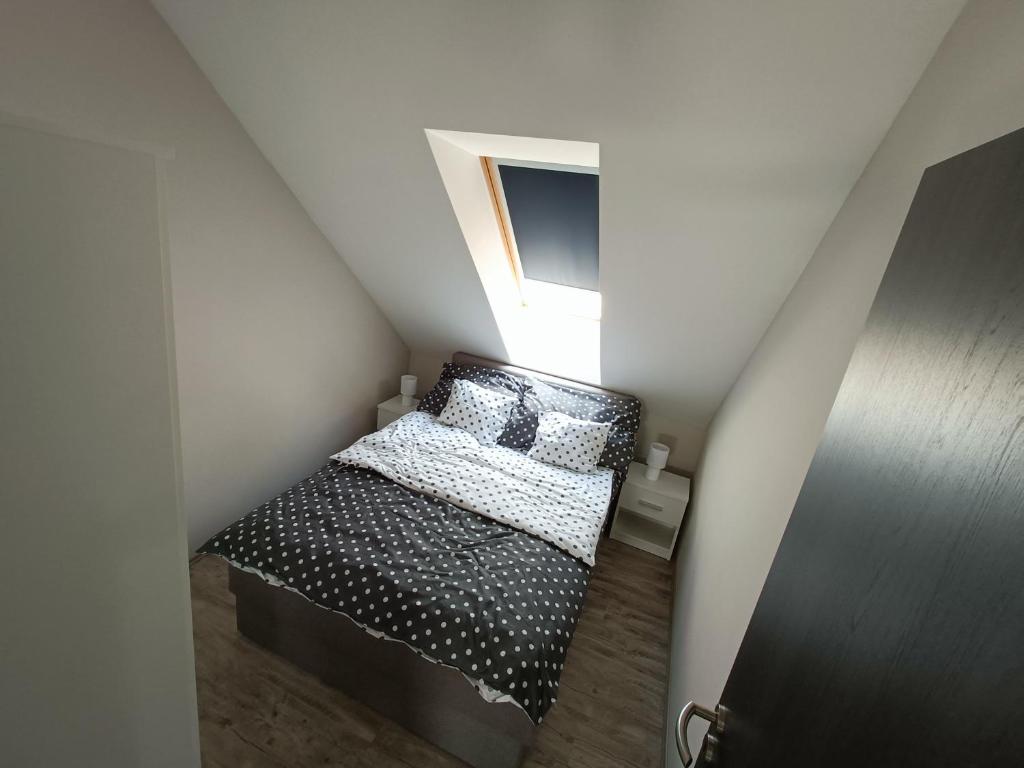 Flower Apartman 5 - Housity