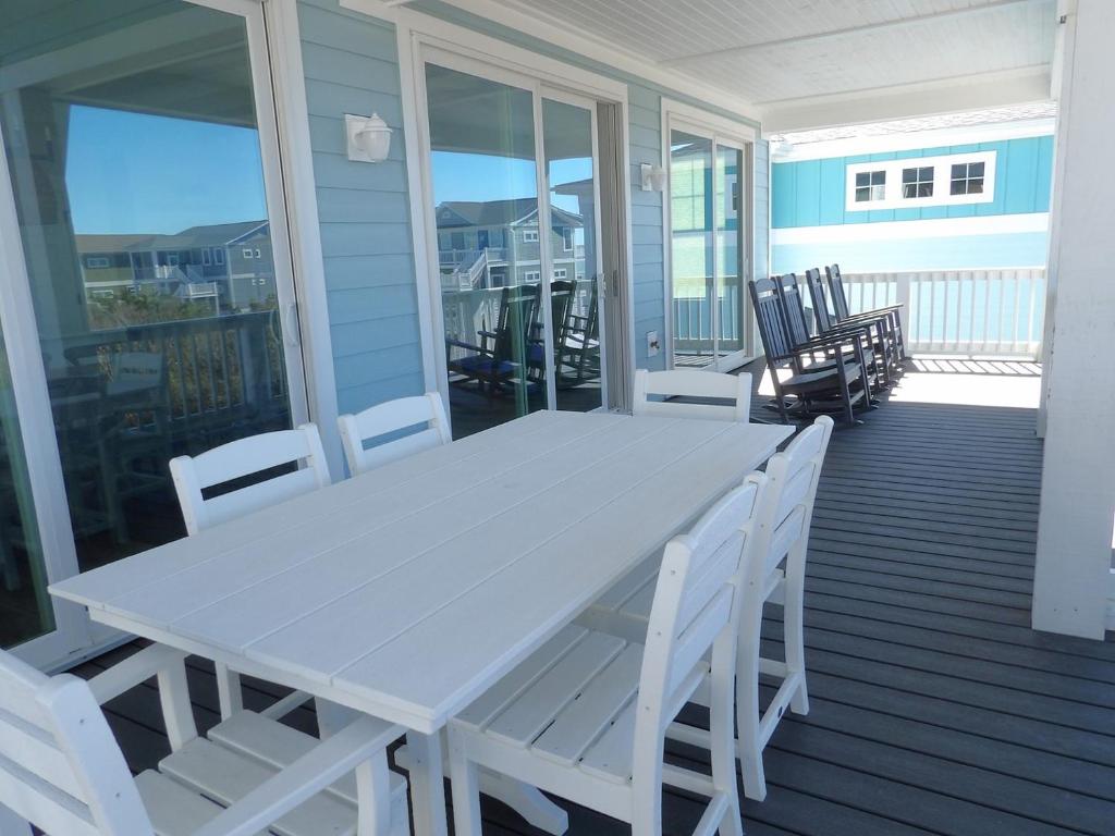 Just Breathe, Oak Island (updated prices 2024)