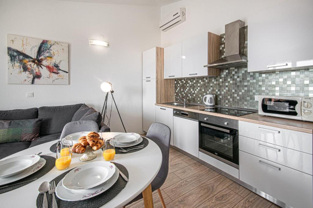 Apartments Villa Luce - 19