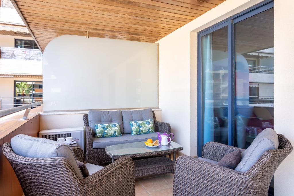 Posezení v ubytování Home2Book Stunning Sea Views & Pool Los Gigantes