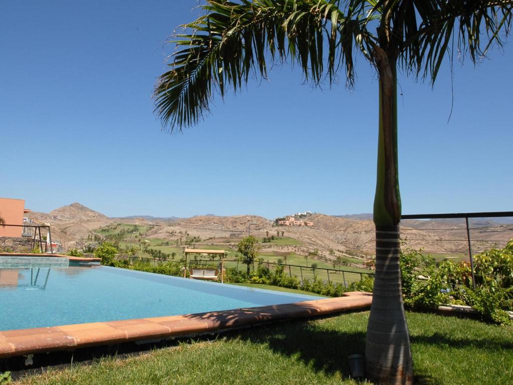 Basen w obiekcie Villa Lavanda by VillaGranCanaria lub w pobliżu