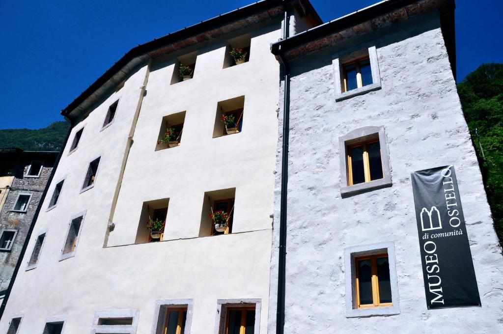 Budova, kde se hostel nachází