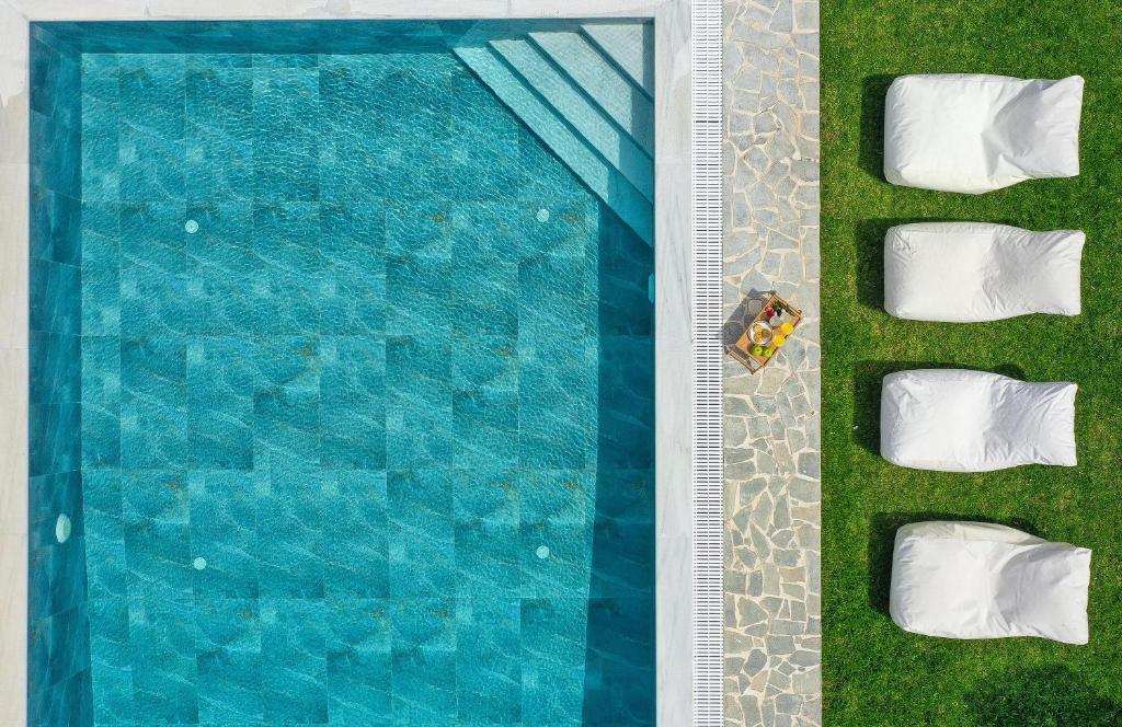 Basen w obiekcie Marble Pool Villa lub w pobliżu