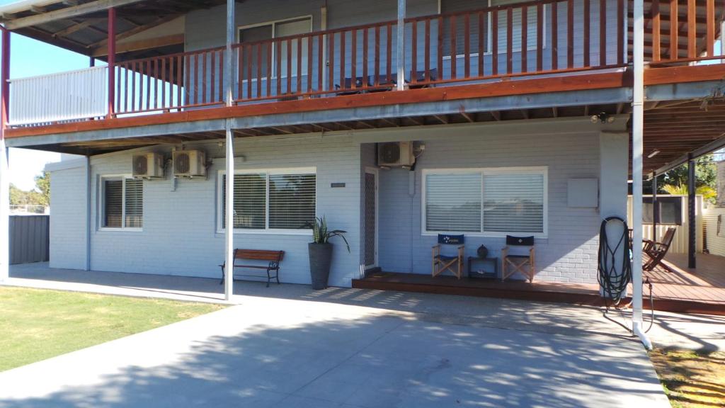 South Side Feel the breeze, Lancelin (updated prices 2024)
