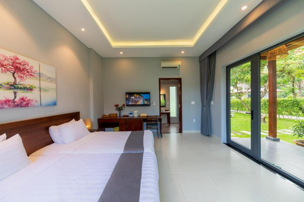 Emerald Garden Retreat - 6