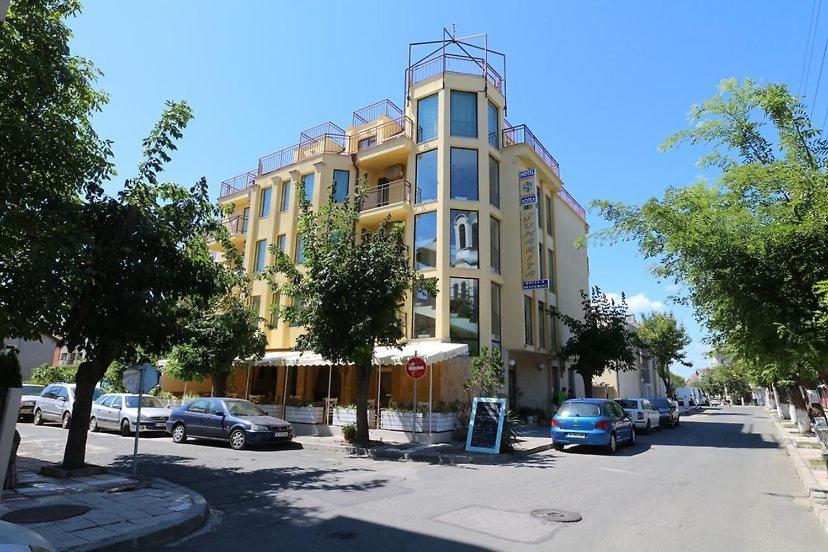 Okolí hotelu