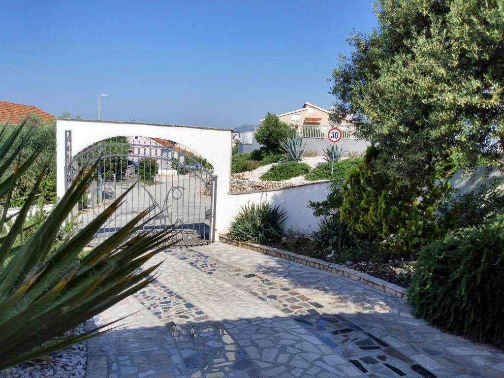 Fotografie z fotogalerie ubytování Villa Grande Vista - Spacious 3 BR Apartment with Large terrace and Fantastic sea view v Trogiru