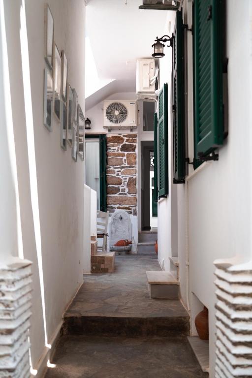 Foto sihtkohas Tinos Town asuva majutusasutuse Aggelikoula Rooms galeriist