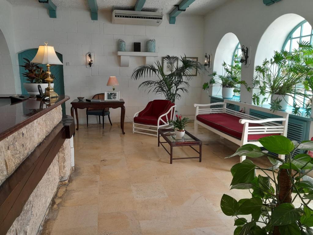 Posezení v ubytování Cornucopia Hotel