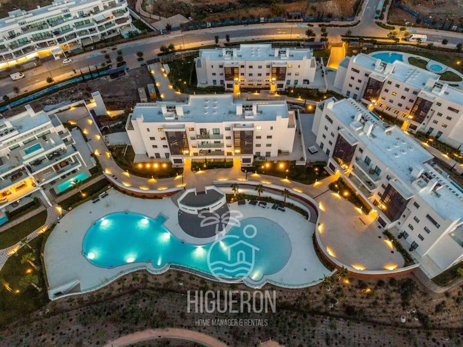Bazén v ubytovaní HigueronRentals Afrika alebo v jeho blízkosti