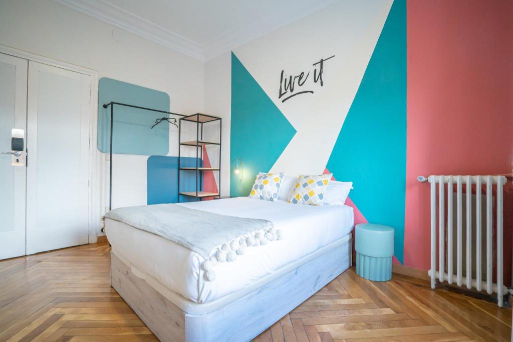 Live It Madrid Chamberi - Standard Double Room With Shared Bathroom