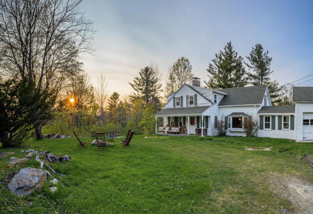 Gallery image of Child-Friendly, Cozy Historic Farmhouse on 11 Acres in Whitingham