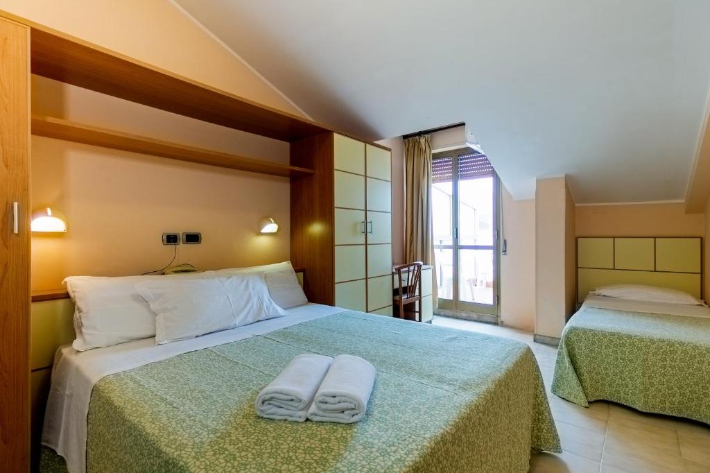Hotel Miramare - Silvi Marina - Habitación Triple Superior