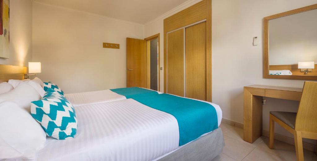 ILUNION Costa Sal Lanzarote - Villa Superior (2 Adultos + 2 Niños)