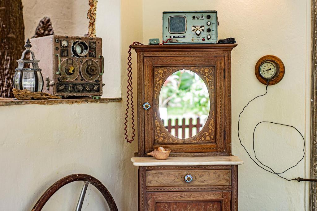 TV a/nebo společenská místnost v ubytování Mami Wata House