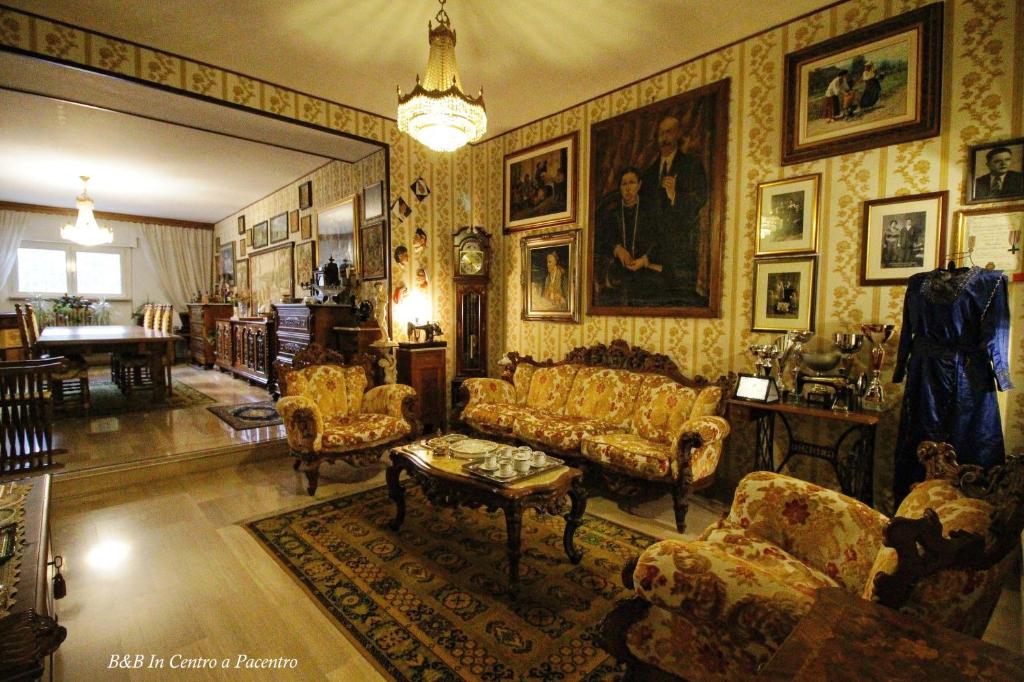 Posezení v ubytování B&B In Centro a Pacentro