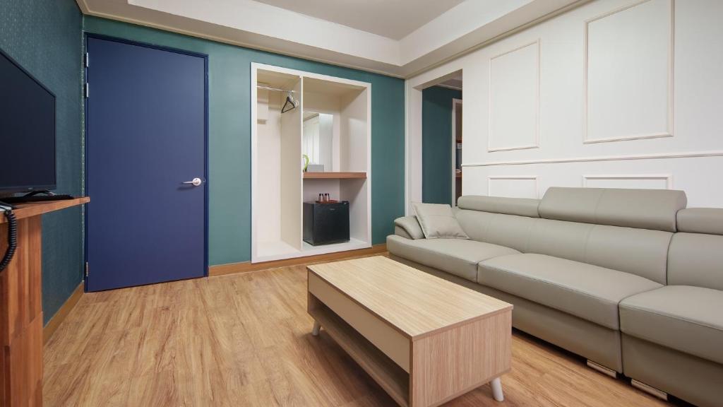 Posezení v ubytování Hiker Hotel