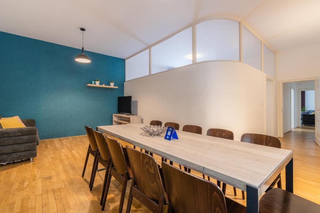 EA ApartHotel Melantrich - Resim 18